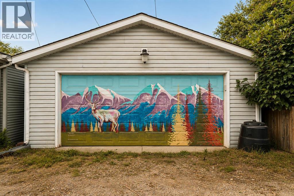 813 3 Avenue Nw, Calgary, Alberta  T2N 0J5 - Photo 3 - A2337057