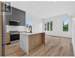 UNIT 2 - 28 NORCROSS ROAD, Toronto, Ontario