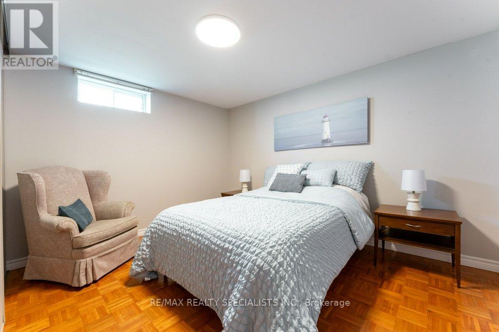 330 Hickory Circle, Oakville, Ontario  L6H 4T5 - Photo 32 - W13673012