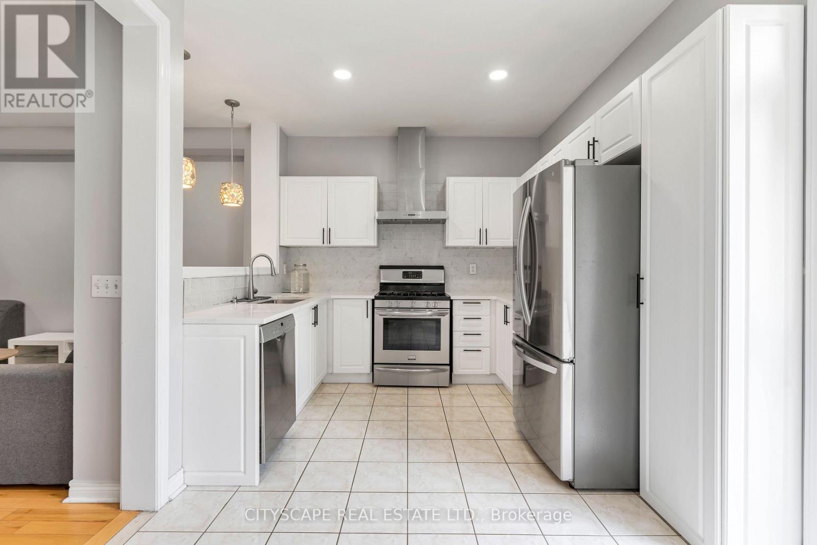 5623 Longboat Avenue, Mississauga, Ontario  L5M 7E5 - Photo 21 - W13673026