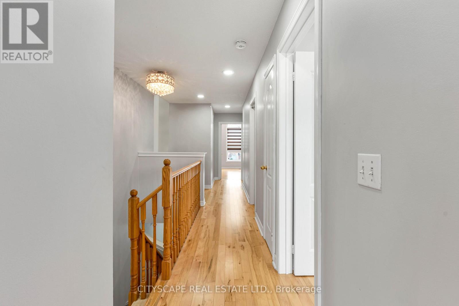 5623 Longboat Avenue, Mississauga, Ontario  L5M 7E5 - Photo 25 - W13673026