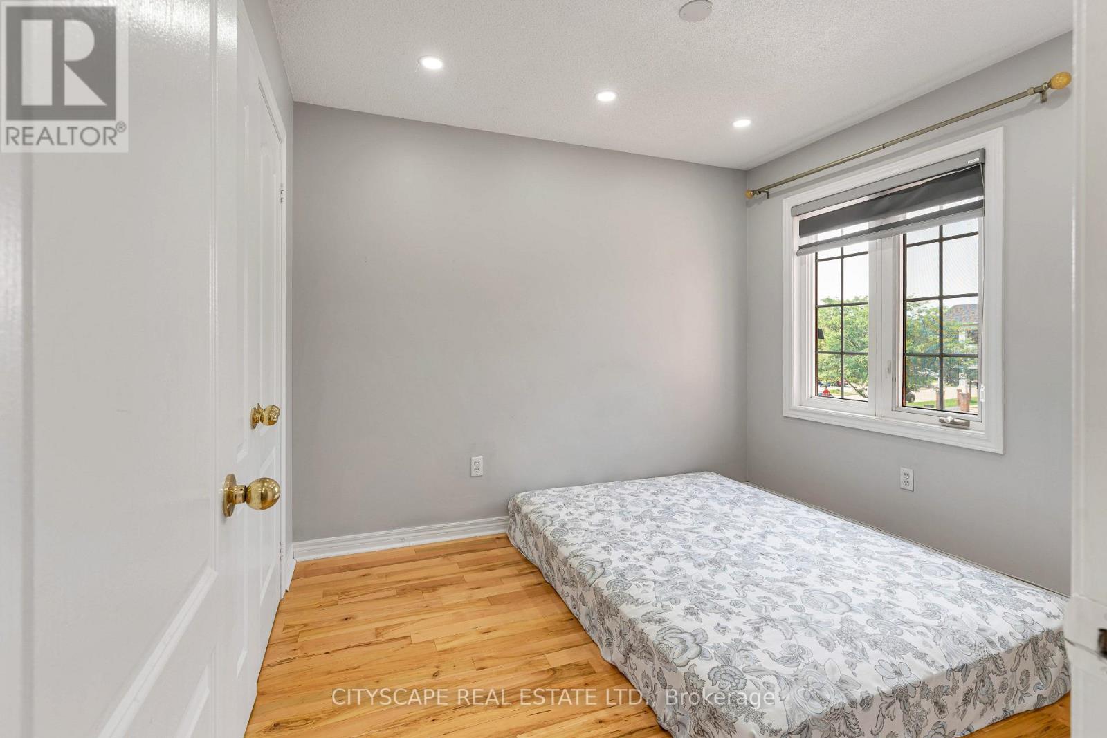 5623 Longboat Avenue, Mississauga, Ontario  L5M 7E5 - Photo 28 - W13673026