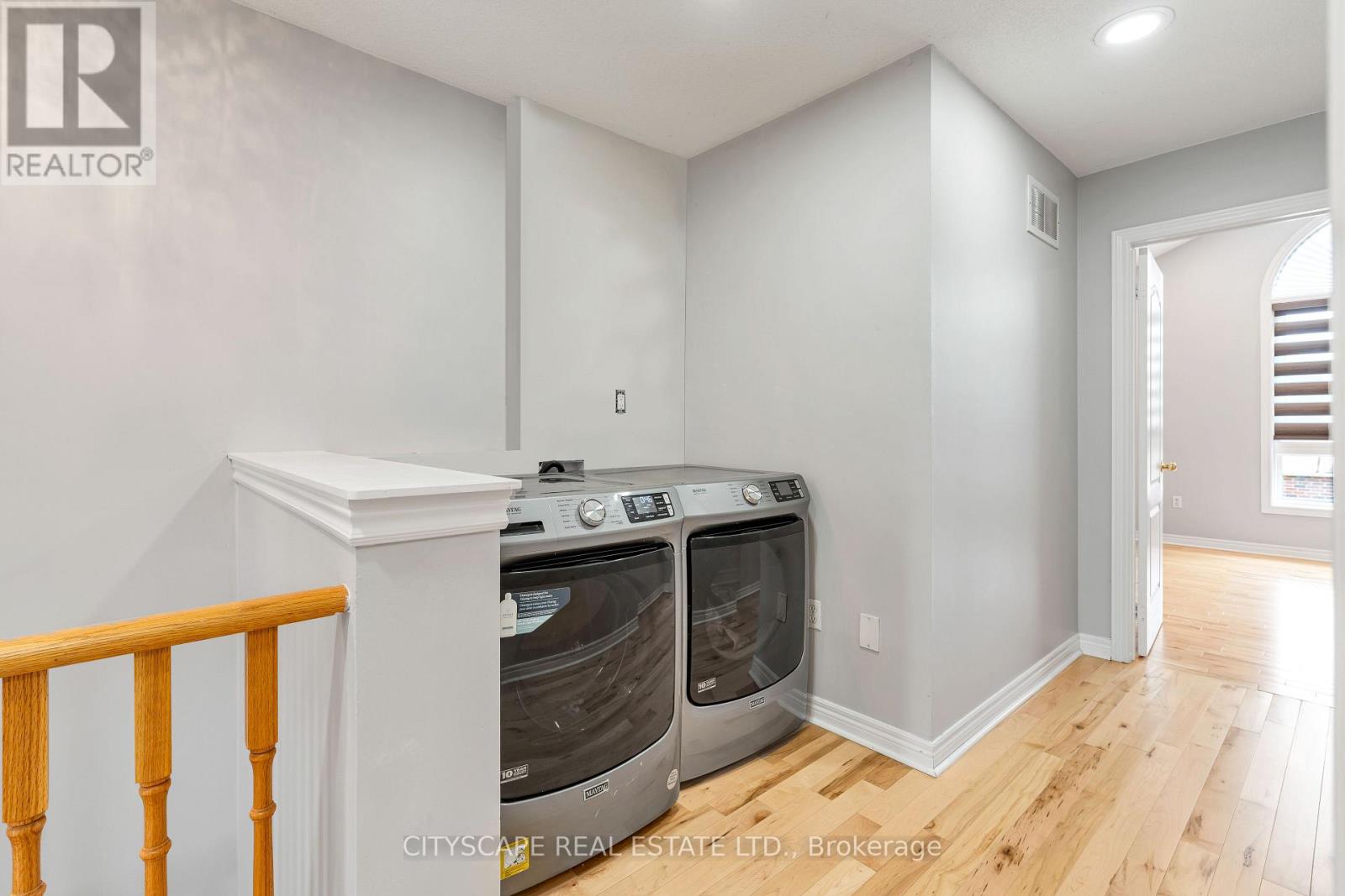 5623 Longboat Avenue, Mississauga, Ontario  L5M 7E5 - Photo 30 - W13673026