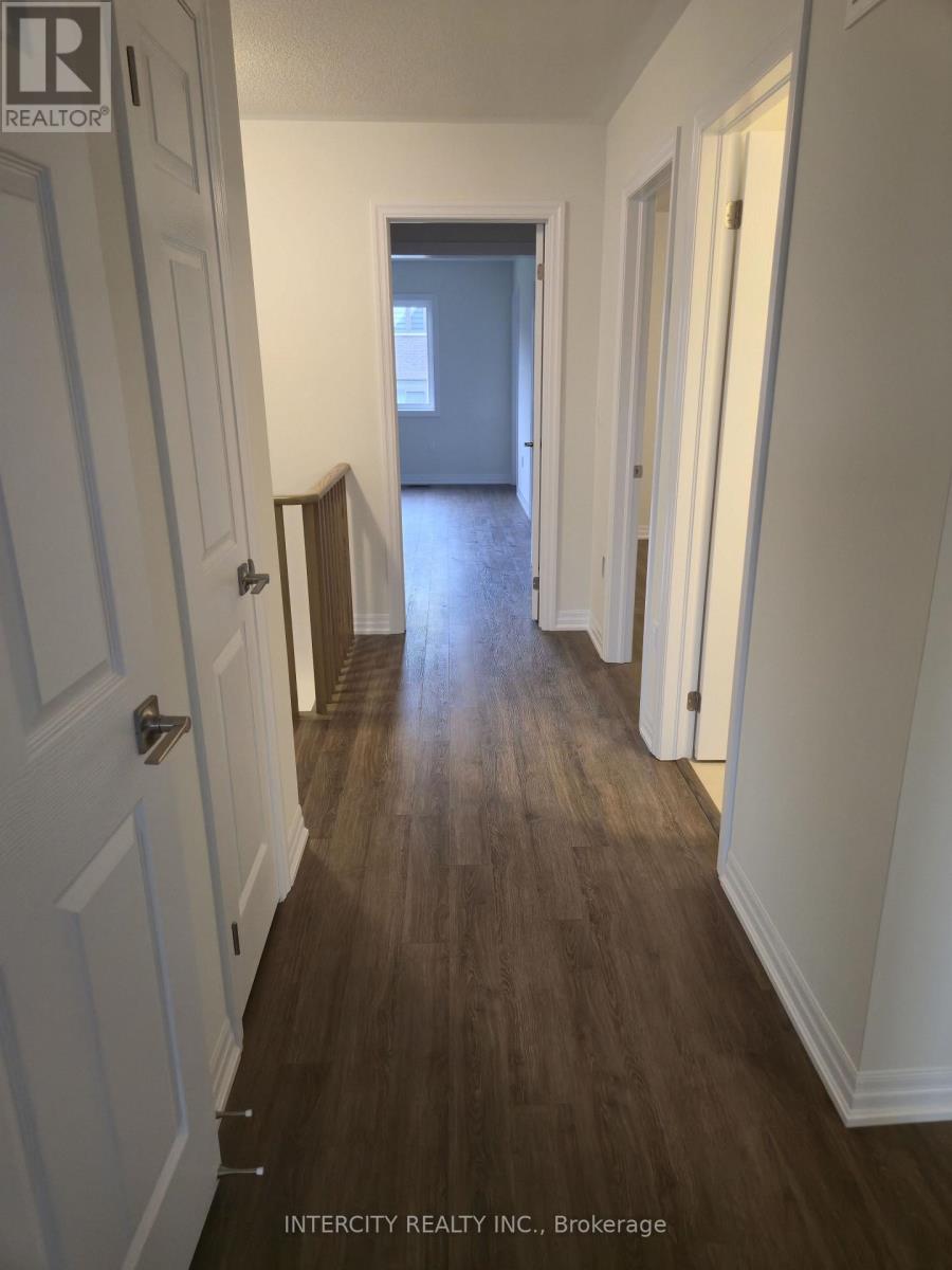 Upper - 45 Pembrook Street, Caledon, Ontario  L7E 4M7 - Photo 12 - W13673050