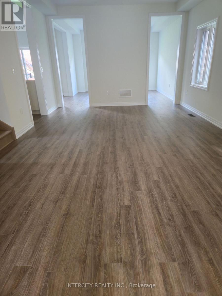 Upper - 45 Pembrook Street, Caledon, Ontario  L7E 4M7 - Photo 7 - W13673050