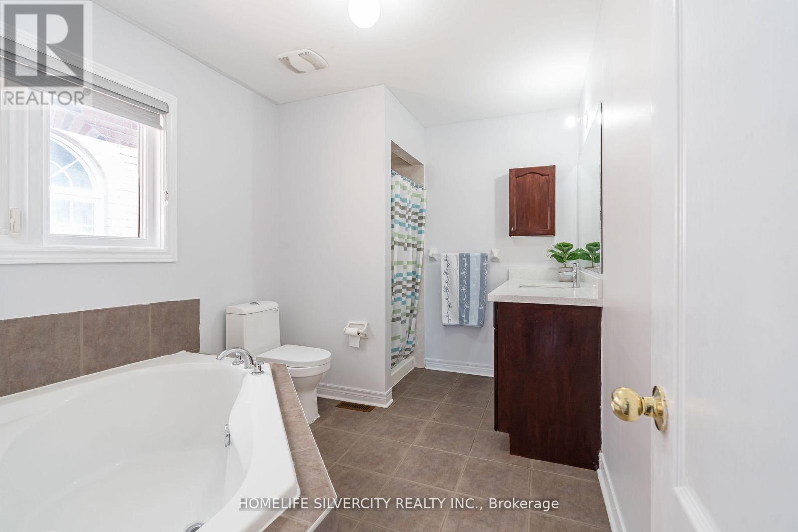 10 Rainy Dale Road, Brampton, Ontario  L6V 4S7 - Photo 21 - W13673066