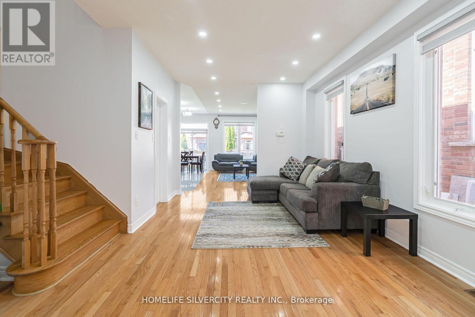10 Rainy Dale Road, Brampton, Ontario  L6V 4S7 - Photo 6 - W13673066