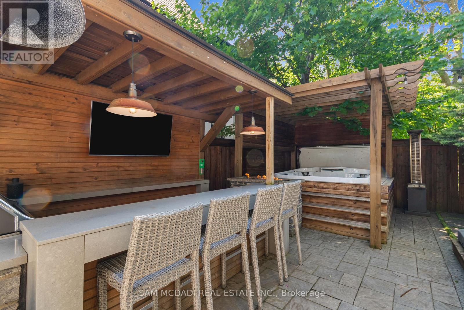 1031 Welwyn Drive, Mississauga, Ontario  L5J 3J2 - Photo 47 - W13673094