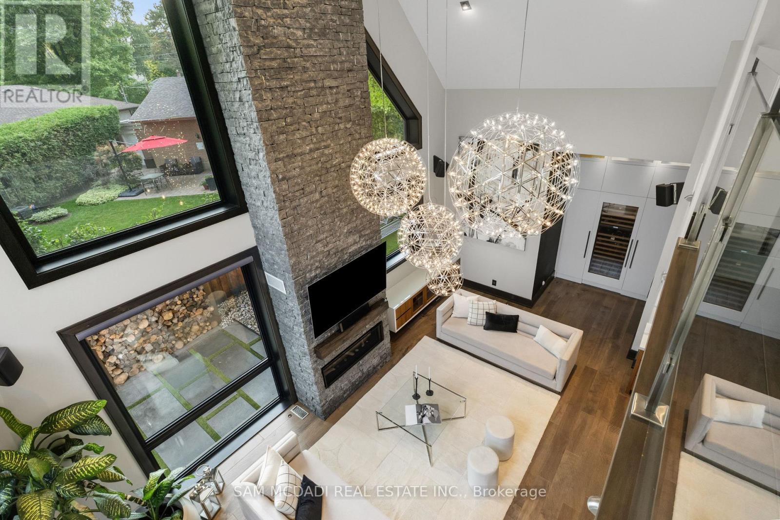 1031 Welwyn Drive, Mississauga, Ontario  L5J 3J2 - Photo 6 - W13673094