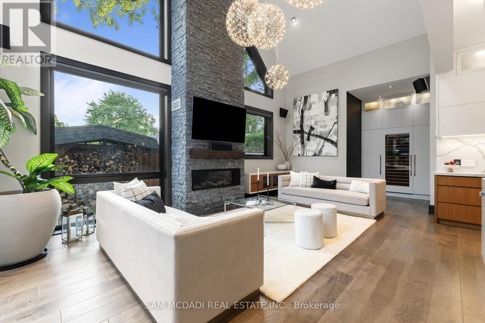 1031 Welwyn Drive, Mississauga, Ontario  L5J 3J2 - Photo 7 - W13673094