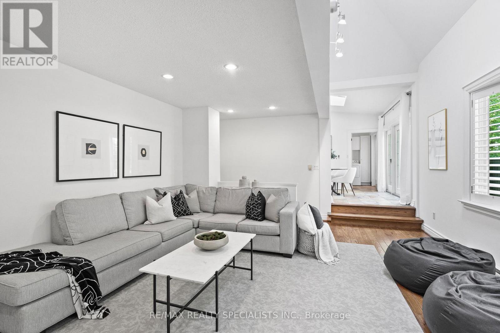 78 Meadowbank Road, Toronto, Ontario  M9B 5C9 - Photo 19 - W13673186