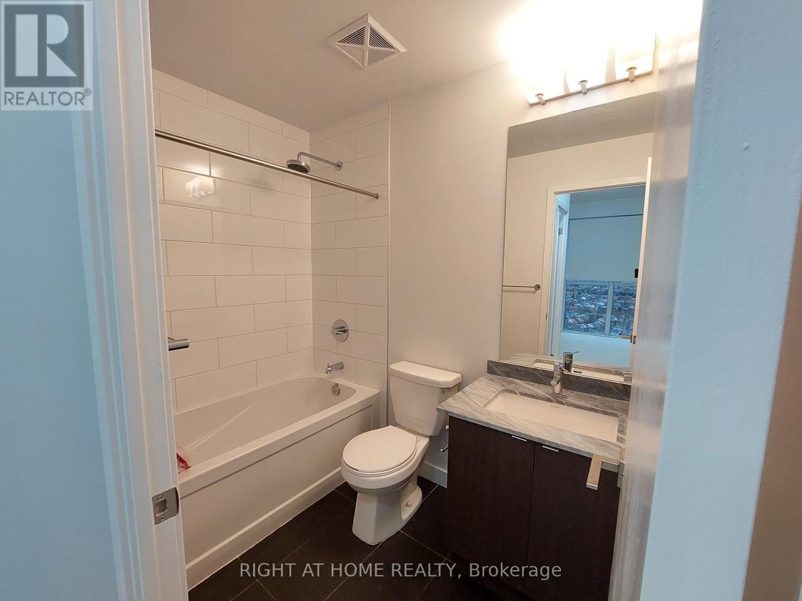 2820 - 4055 Parkside Village Drive, Mississauga, Ontario  L5B 0K8 - Photo 16 - W13673204