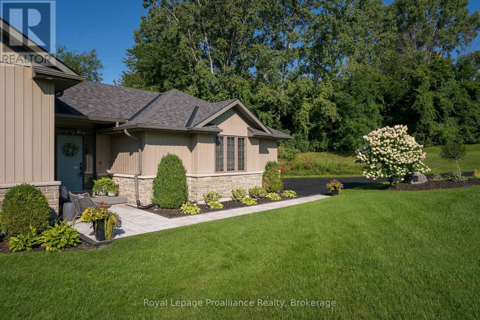 47 Windwhisper Drive, Belleville, Ontario  K0K 2V0 - Photo 3 - X13542386