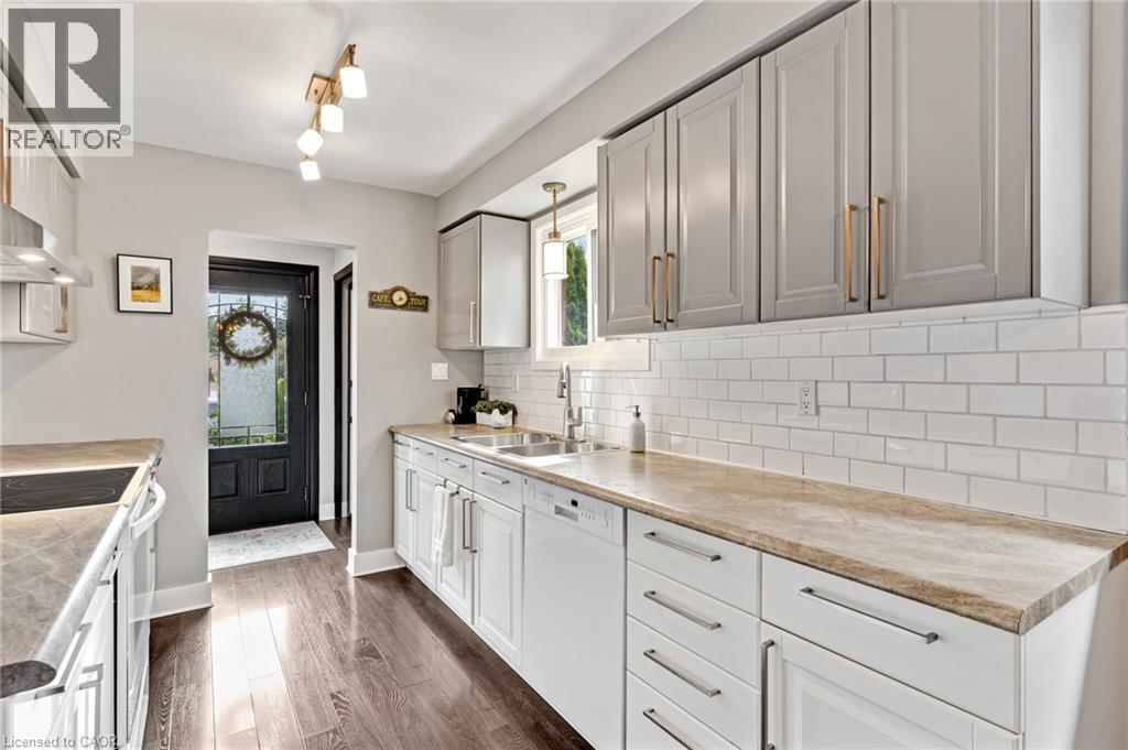 18 Bismark Drive, Cambridge, Ontario  N1S 4G1 - Photo 9 - 40852273