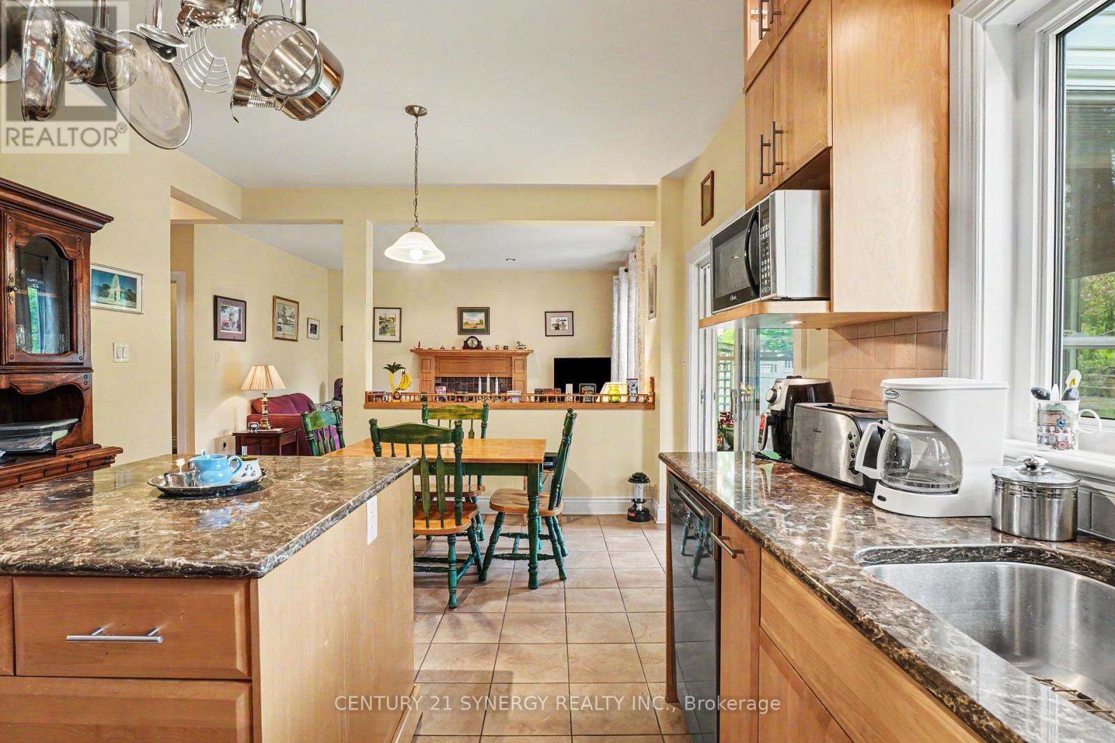 408 Brock Street E, Merrickville-Wolford, Ontario  K0G 1N0 - Photo 11 - X13175436