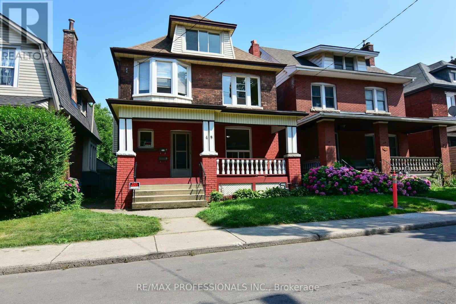 49 SPADINA AVENUE, Hamilton, Ontario