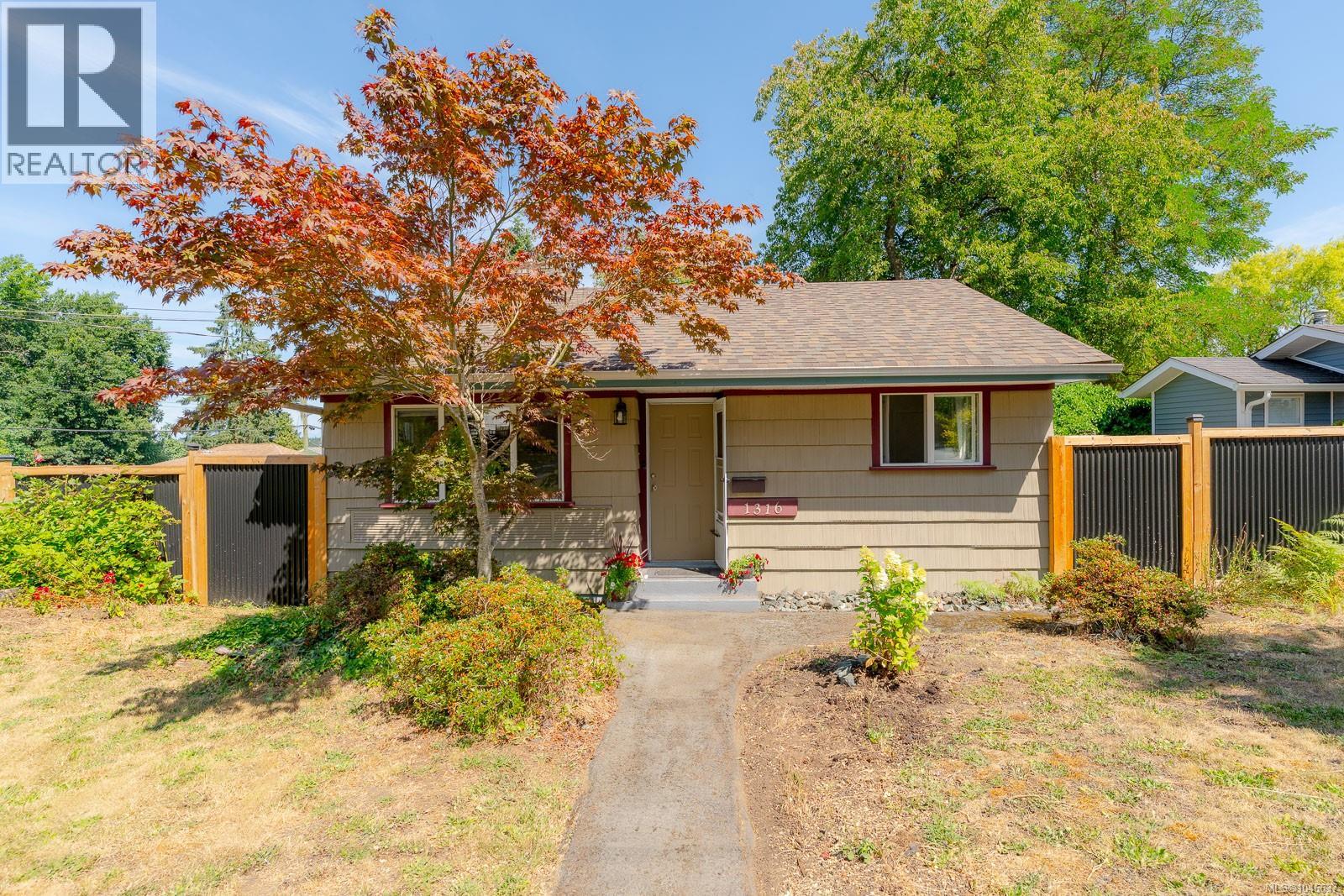 1316 Waddington Rd, Nanaimo, British Columbia