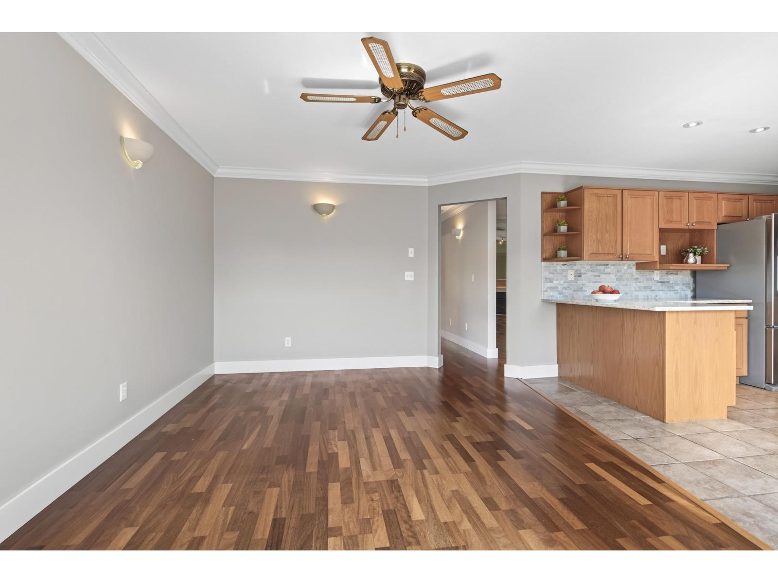 203 6875 121 Street, Surrey, British Columbia  V3Q 1W2 - Photo 9 - R3155376