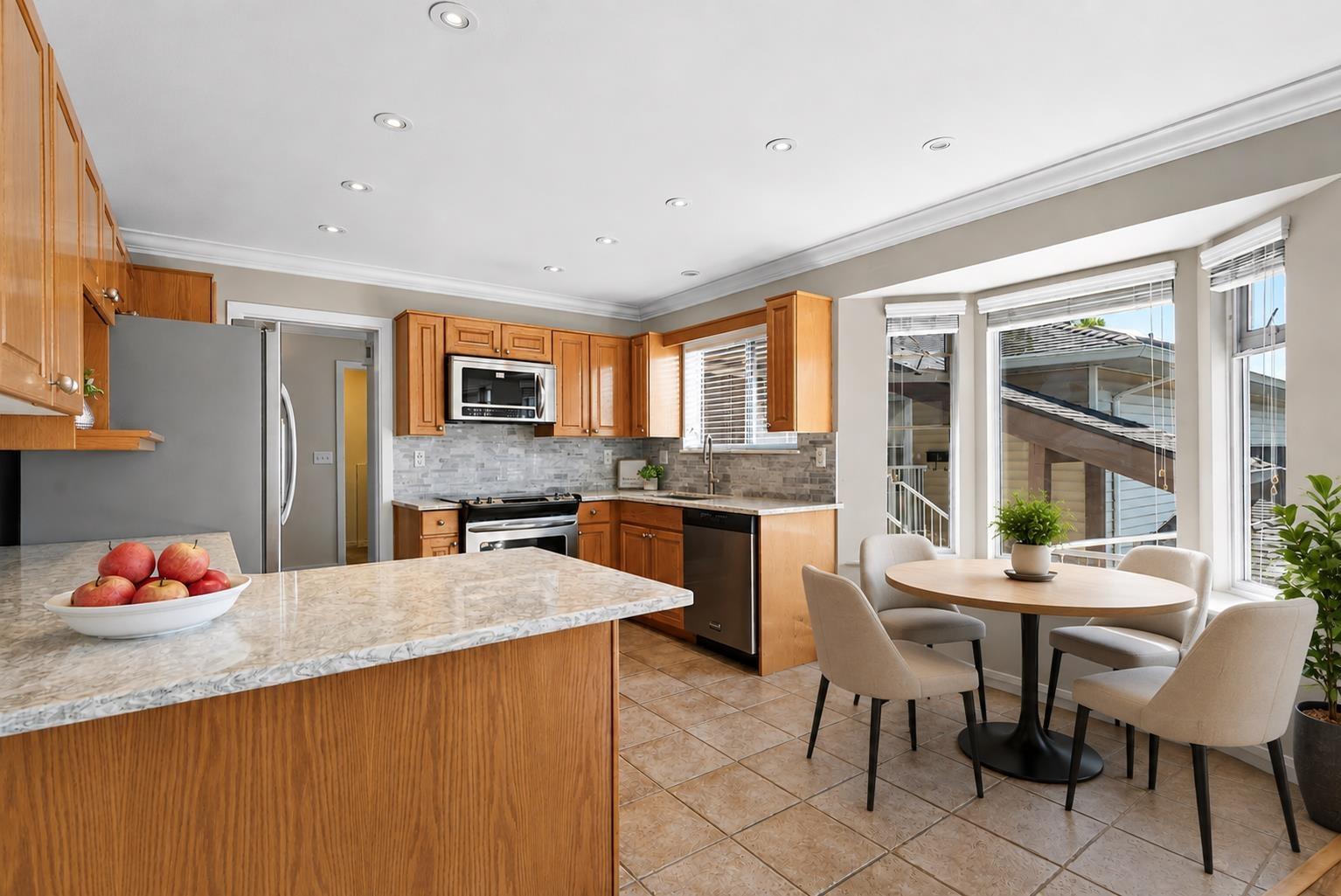 203 6875 121 Street, Surrey, British Columbia  V3Q 1W2 - Photo 7 - R3155376