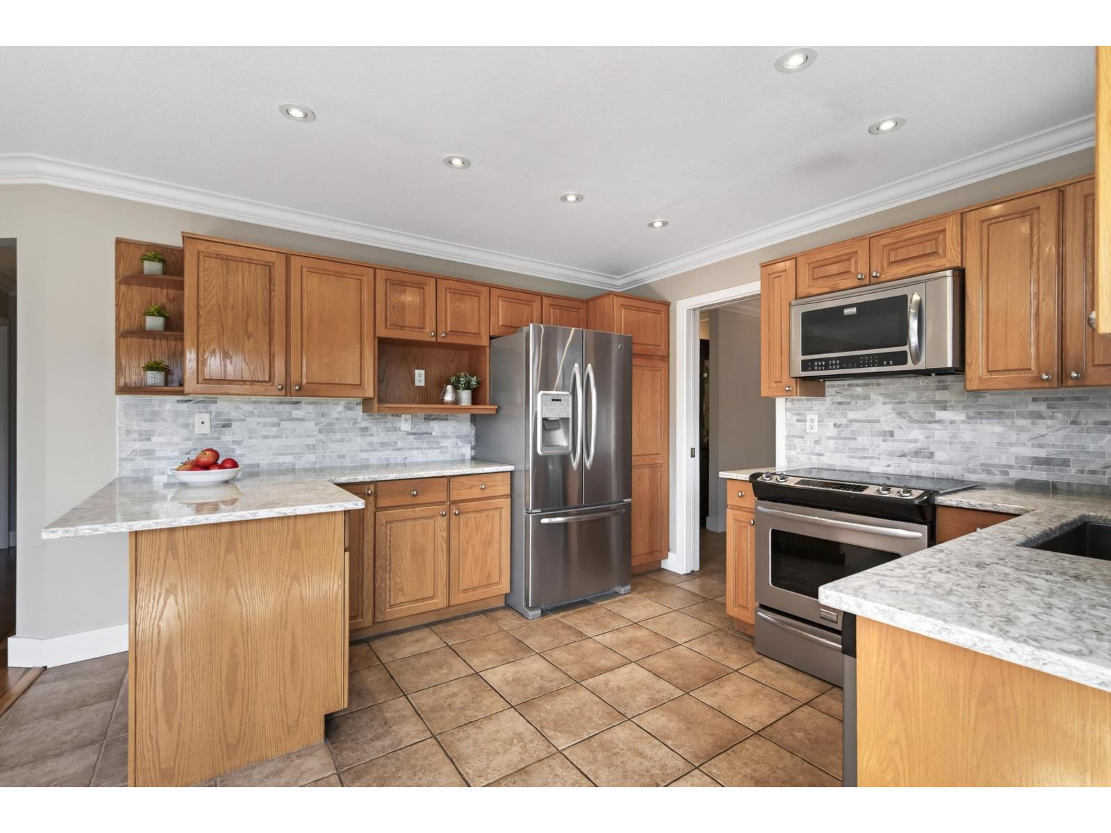 203 6875 121 Street, Surrey, British Columbia  V3Q 1W2 - Photo 5 - R3155376