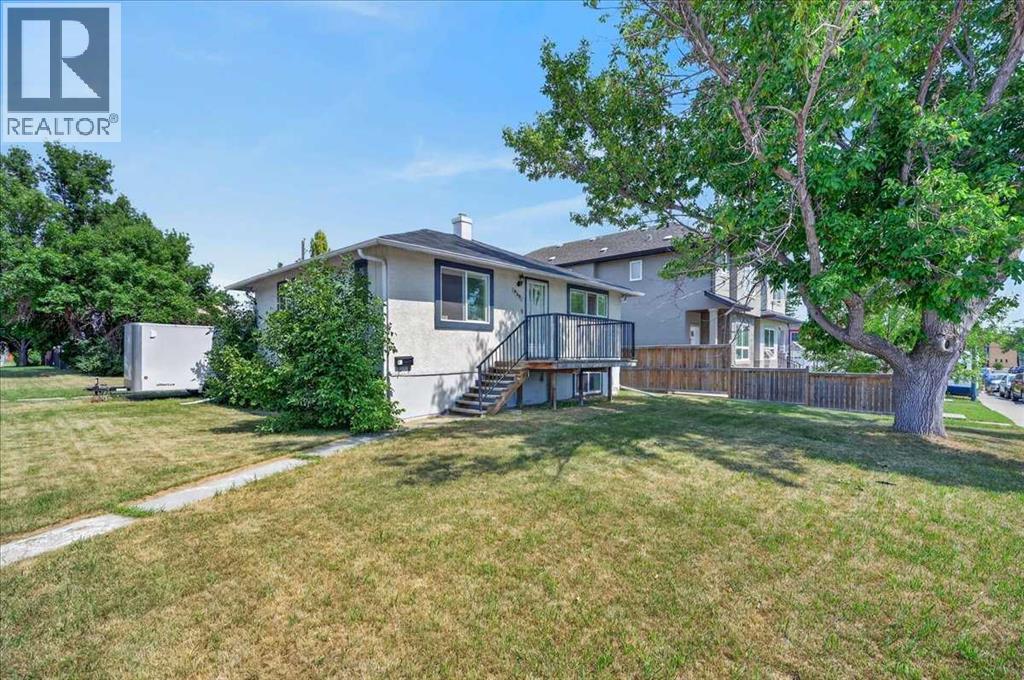440 53 Avenue SW, Calgary, Alberta  T2V 0B7 - Photo 5 - A2333123
