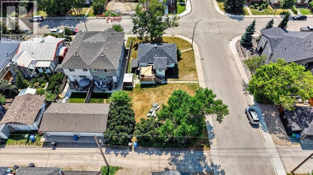 440 53 Avenue SW, Calgary, Alberta  T2V 0B7 - Photo 1 - A2333123