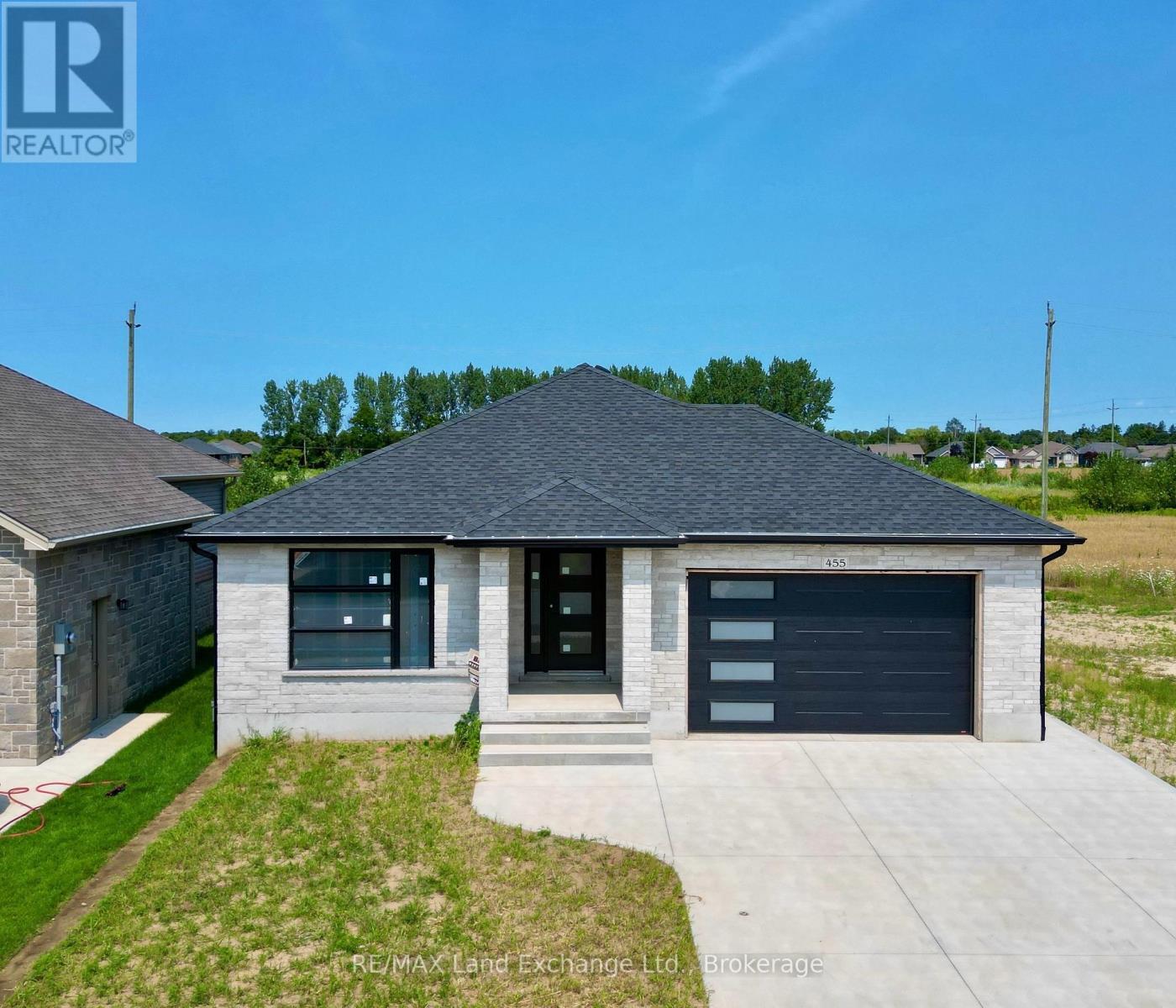 455 BURNSIDE STREET, Saugeen Shores, Ontario