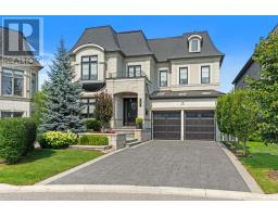 61 RIA COURT, King, Ontario