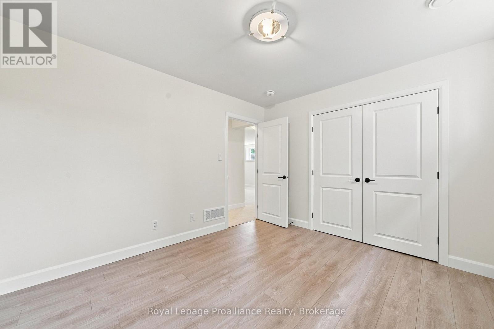 106 Hastings Park Drive, Belleville, Ontario  K8P 0J1 - Photo 25 - X12848466