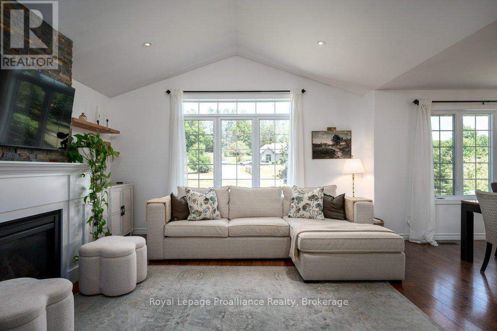 47 Windwhisper Drive, Belleville, Ontario  K0K 2V0 - Photo 12 - X13542386