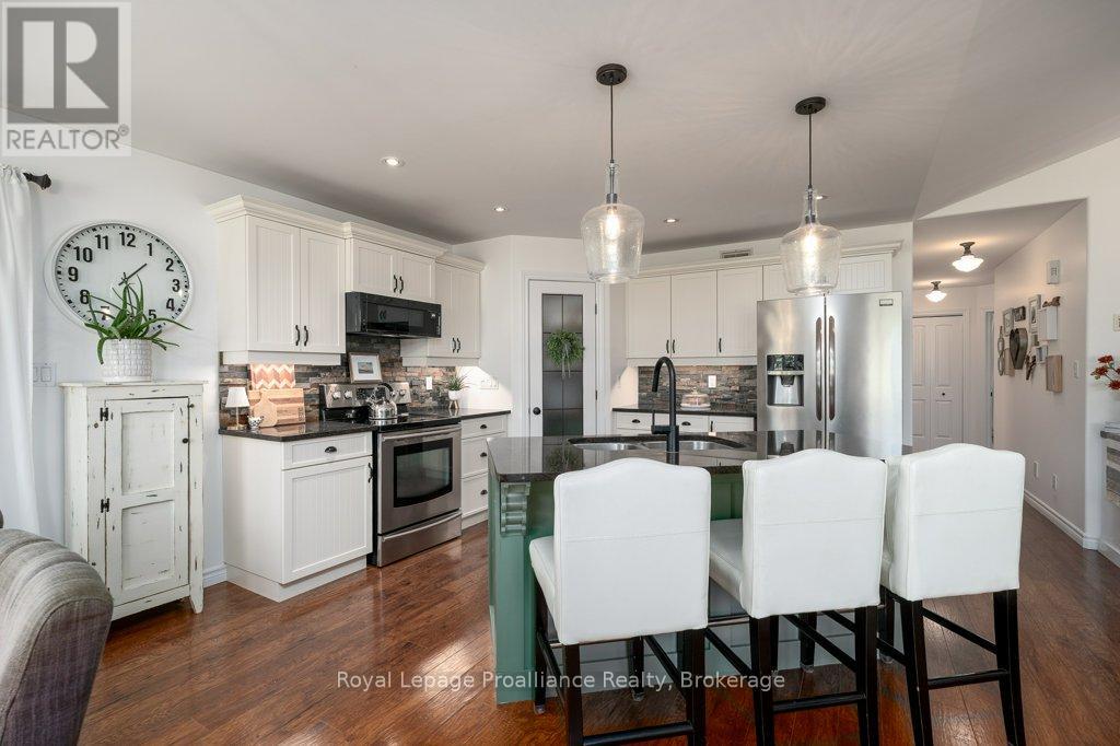 47 Windwhisper Drive, Belleville, Ontario  K0K 2V0 - Photo 17 - X13542386