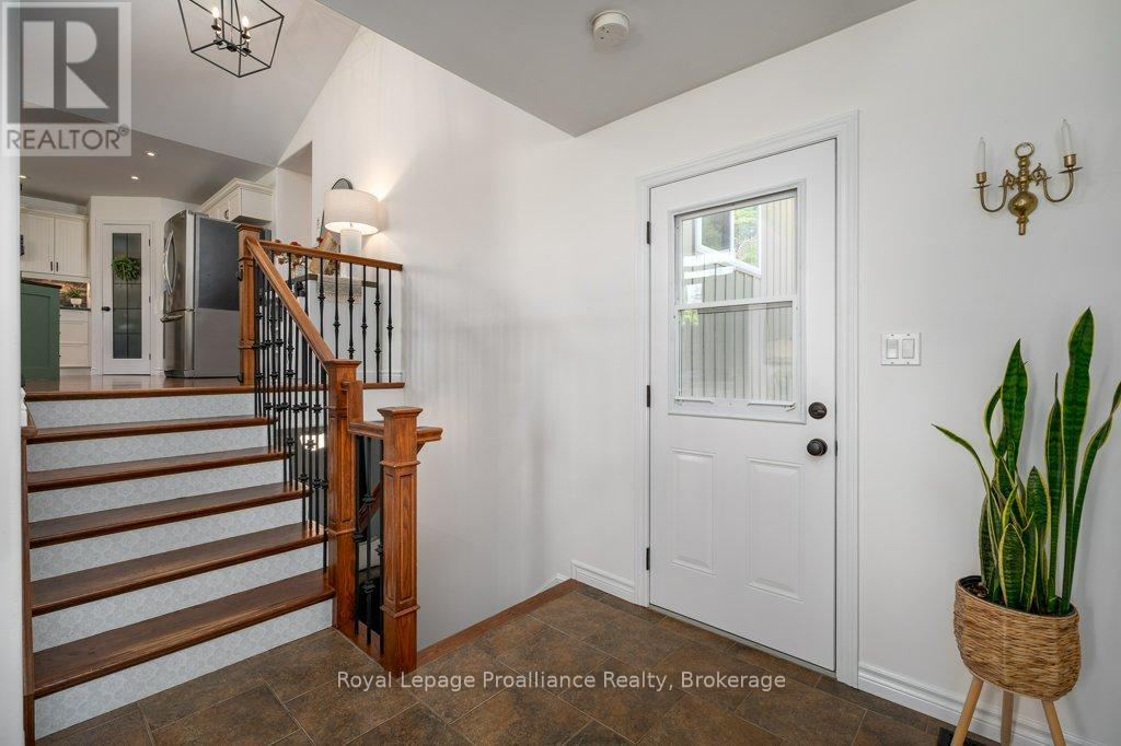 47 Windwhisper Drive, Belleville, Ontario  K0K 2V0 - Photo 7 - X13542386