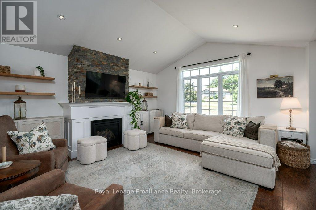 47 Windwhisper Drive, Belleville, Ontario  K0K 2V0 - Photo 9 - X13542386