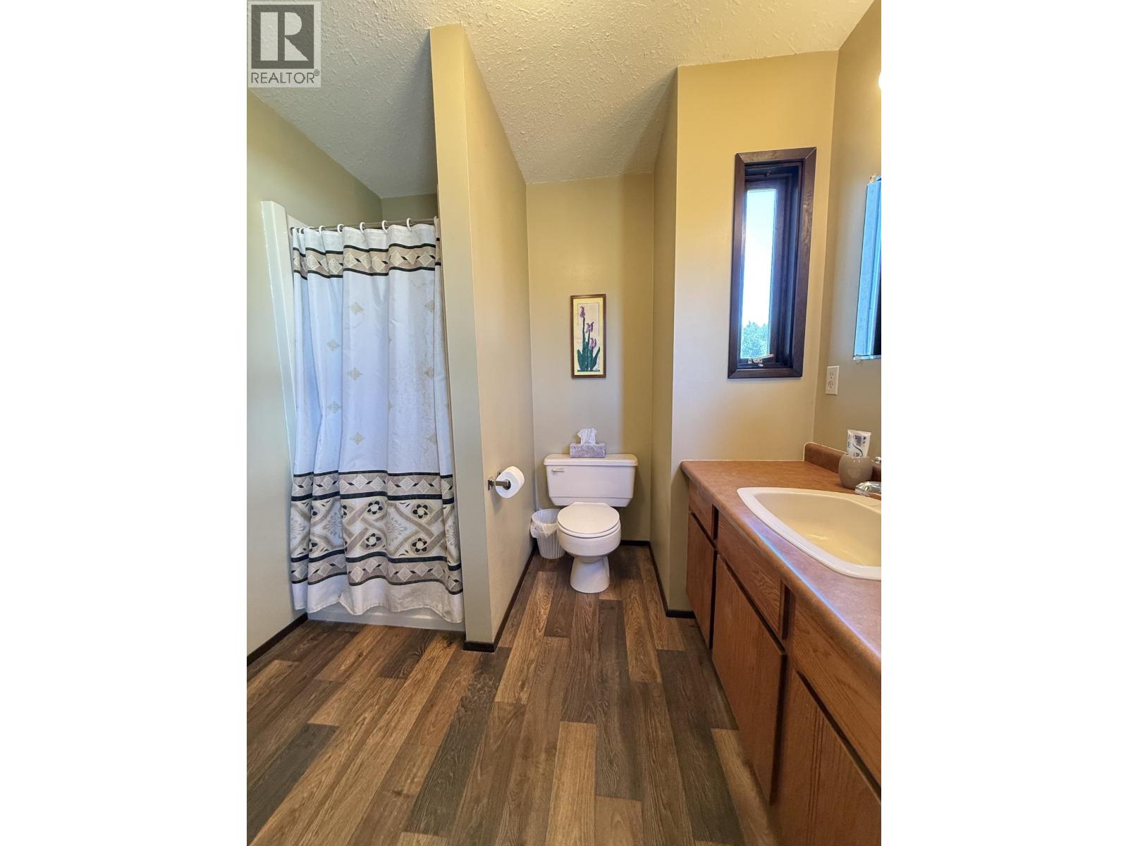 2644 Selkirk Road, Williams Lake, British Columbia  V2G 4W9 - Photo 14 - R3155316