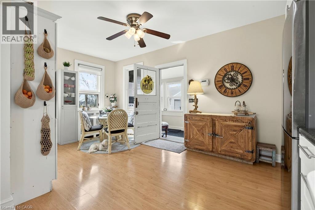 2330 Wilson Street W, Ancaster, Ontario  L0R 1A0 - Photo 3 - 40816914