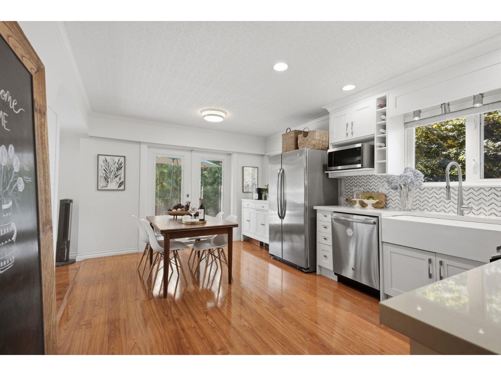 10659 Santa Monica Drive, Delta, British Columbia  V4C 1P9 - Photo 8 - R3155515