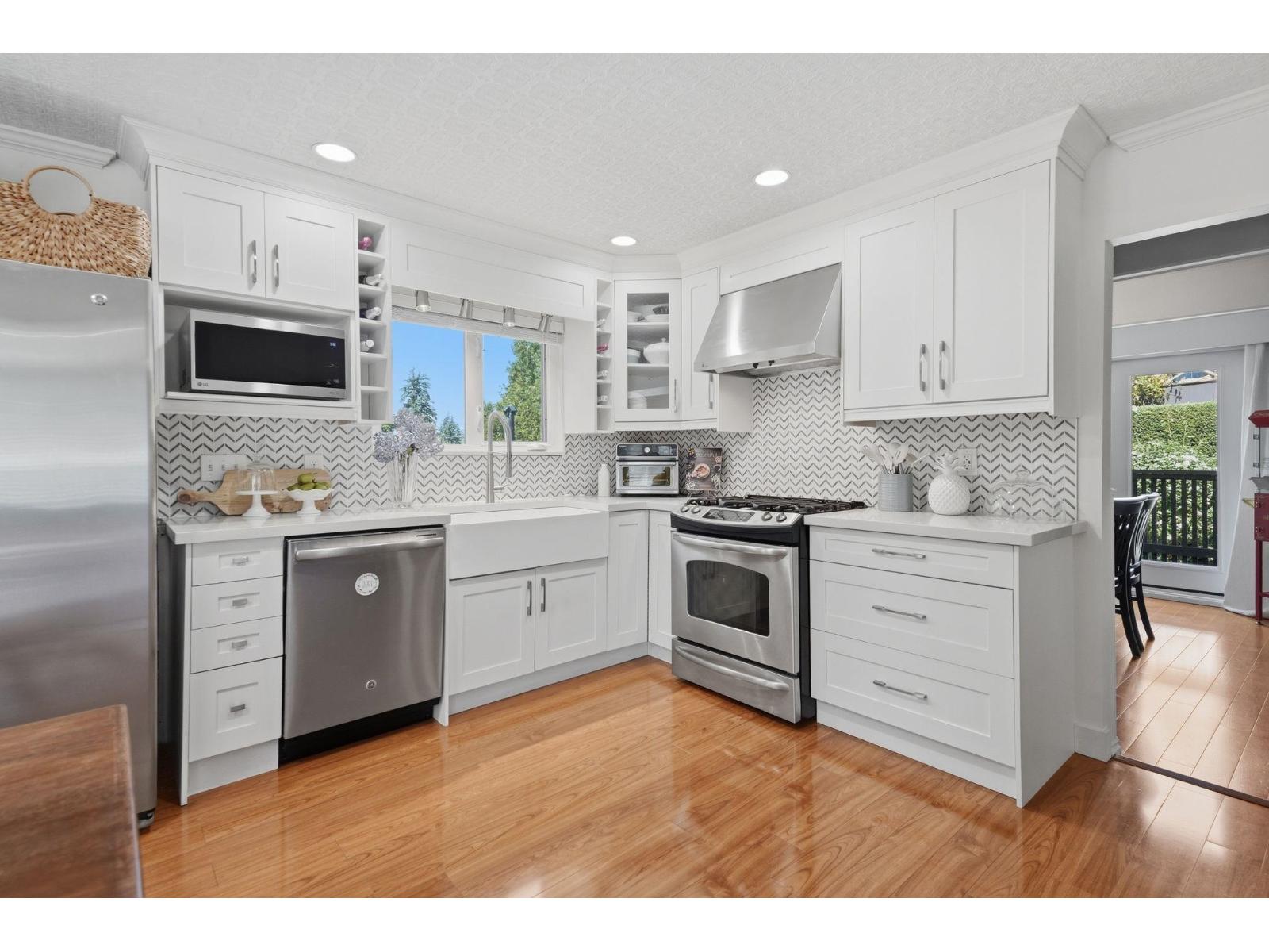10659 Santa Monica Drive, Delta, British Columbia  V4C 1P9 - Photo 10 - R3155515