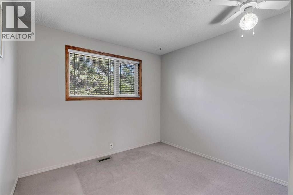 104 Falsby Way NE, Calgary, Alberta  T3J 1C4 - Photo 6 - A2334872