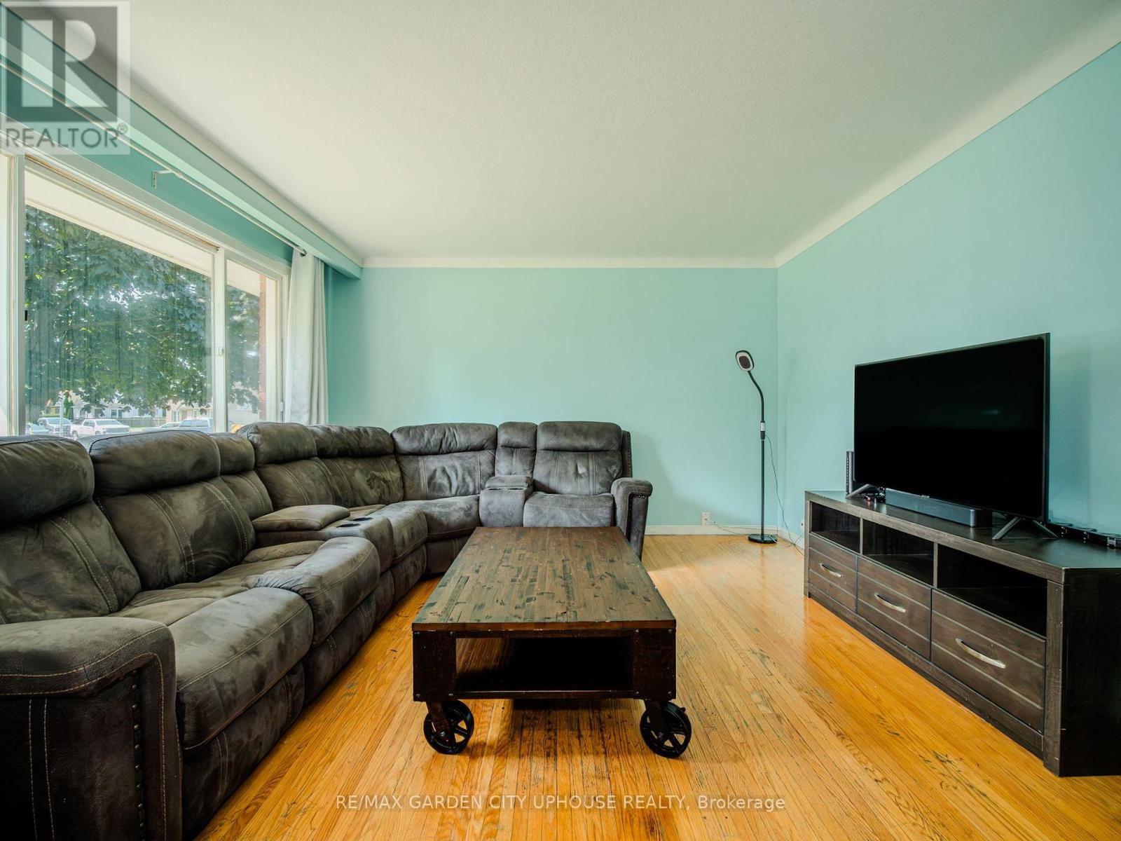 347 Linwell Road, St. Catharines, Ontario  L2M 2P1 - Photo 4 - X13673266