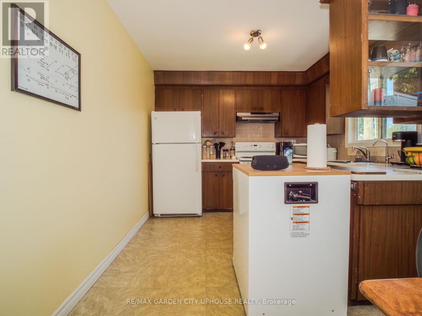 347 Linwell Road, St. Catharines, Ontario  L2M 2P1 - Photo 5 - X13673266