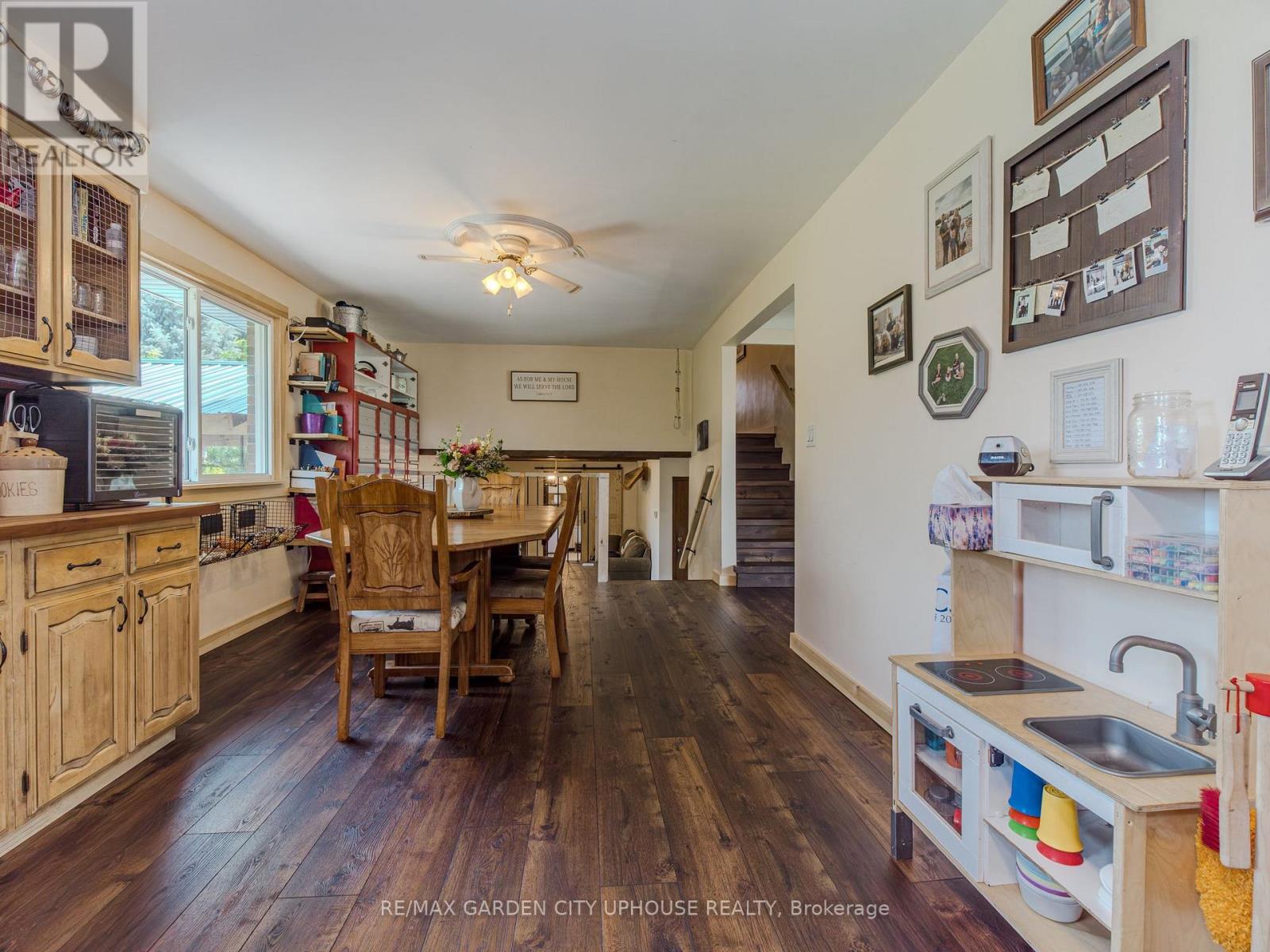 1365 Rice Road, Pelham, Ontario L3B 5N5 - Photo 8 - X13673274