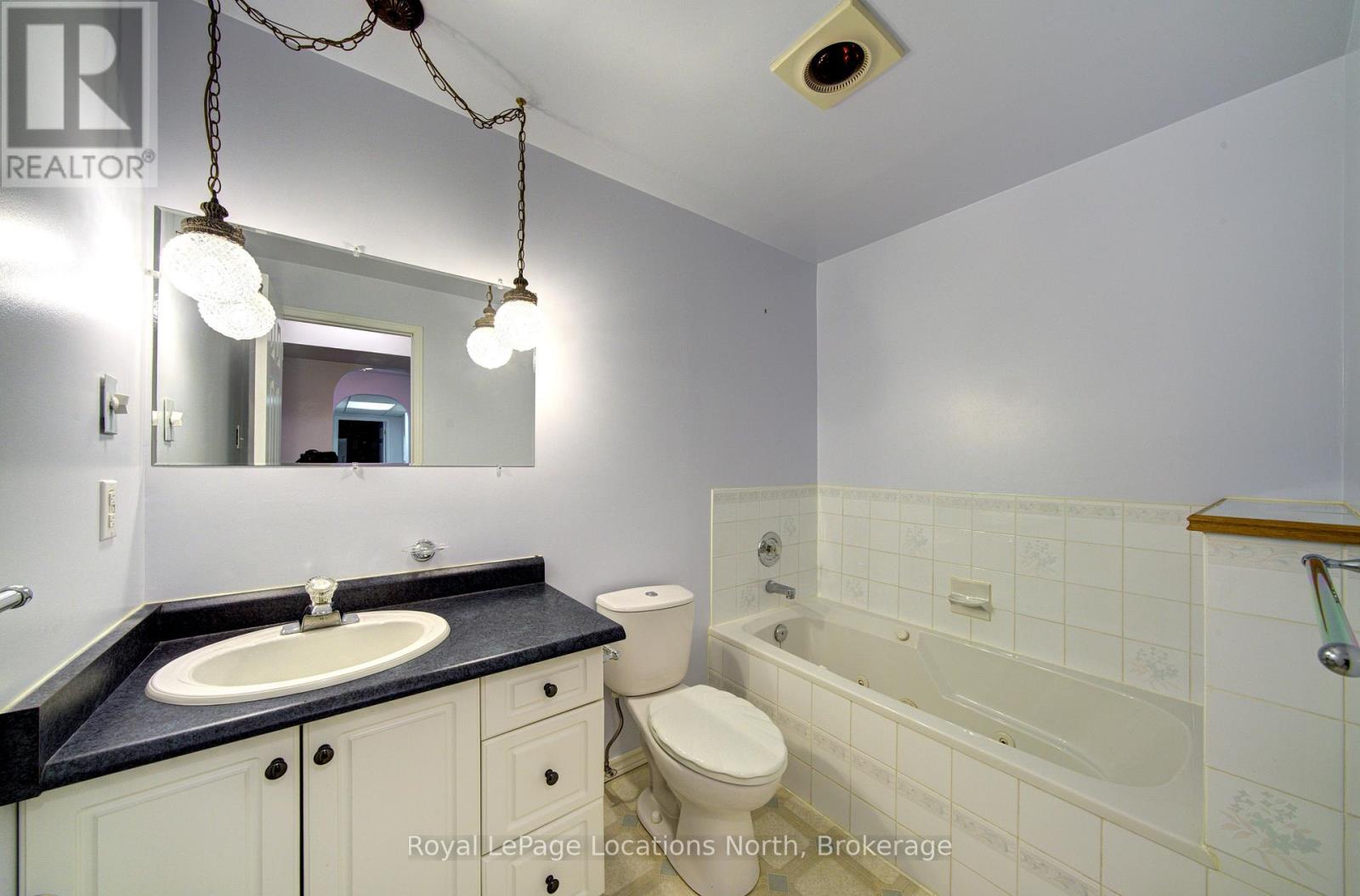 68 Acorn Crescent, Wasaga Beach, Ontario  L9Z 1L7 - Photo 34 - S13673250