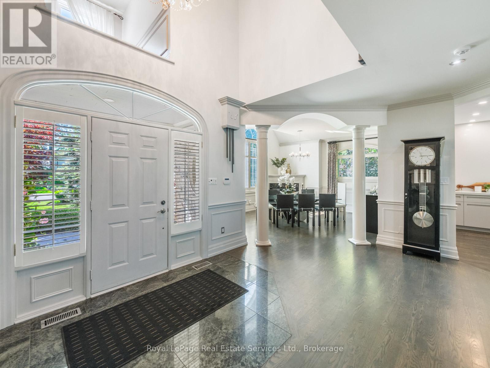 235 Lakewood Drive, Oakville, Ontario  L6K 1B3 - Photo 8 - W13673302
