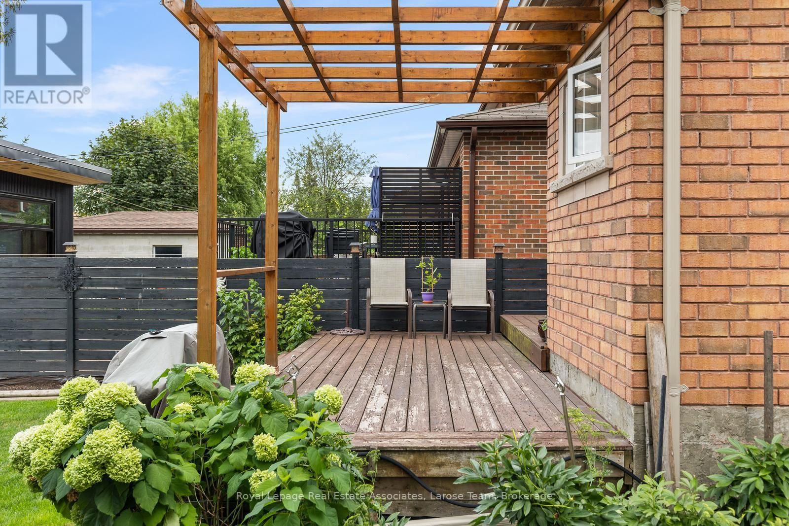 134 Holland Park Avenue, Toronto, Ontario  M6E 1L6 - Photo 33 - C13673148