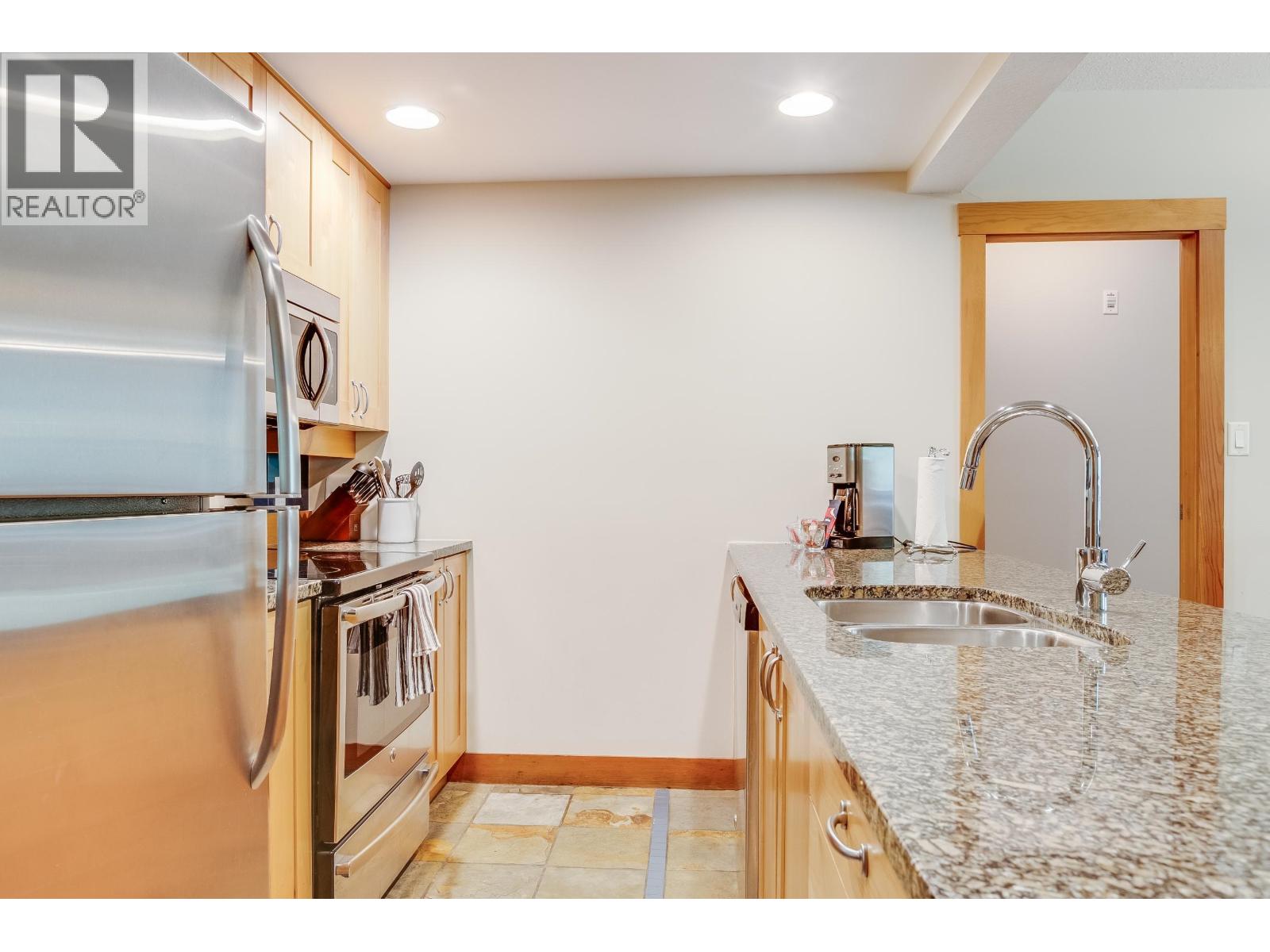 532d 2036 London Lane, Whistler, British Columbia  V8E 0N7 - Photo 12 - R3155591