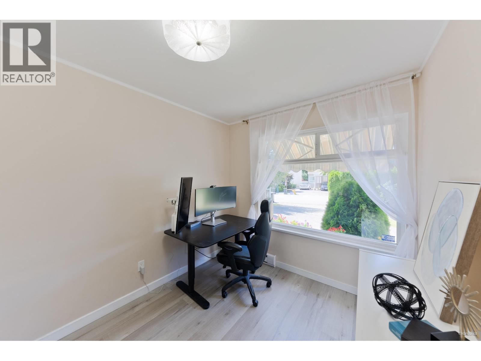2512 Burian Drive, Coquitlam, British Columbia V3K 5W9 - Photo 12 - R3155592