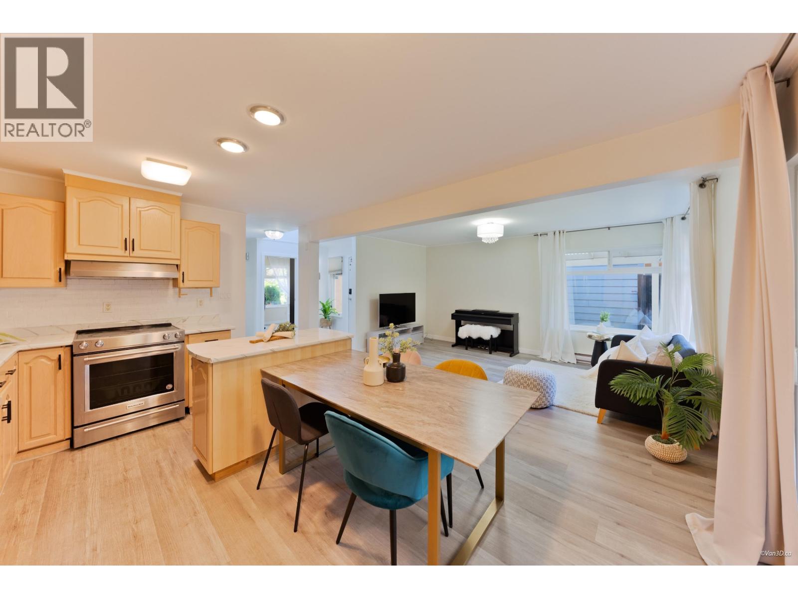 2512 Burian Drive, Coquitlam, British Columbia V3K 5W9 - Photo 8 - R3155592