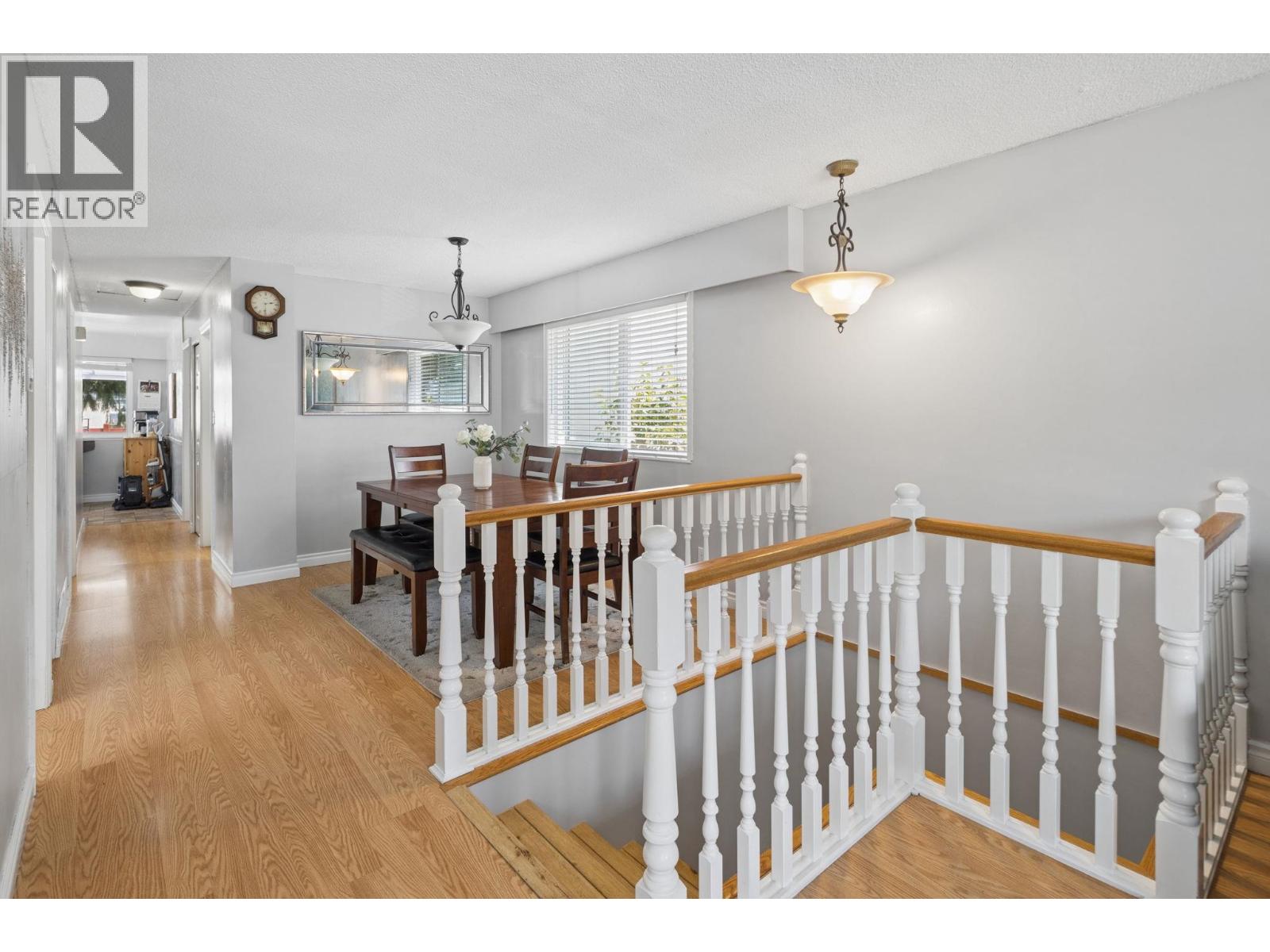 3464 Vincent Street, Port Coquitlam, British Columbia V3B 3T7 - Photo 3 - R3155588