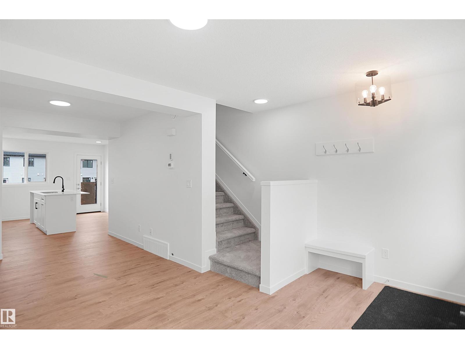 1320 9 St Nw, Edmonton, Alberta  T6T 2W2 - Photo 4 - E4496084