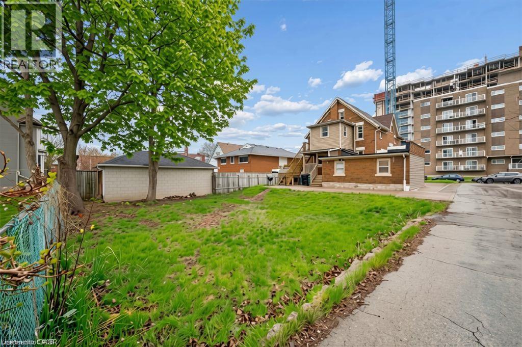 22 Dellroy Avenue, Kitchener, Ontario  N2A 2S1 - Photo 7 - 40825698